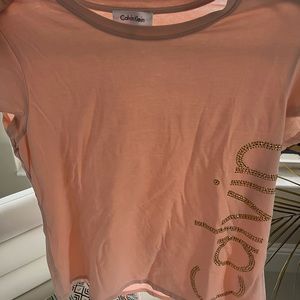 Women’s Light Pink Calvin Klein Short-Sleeve Tee, size large